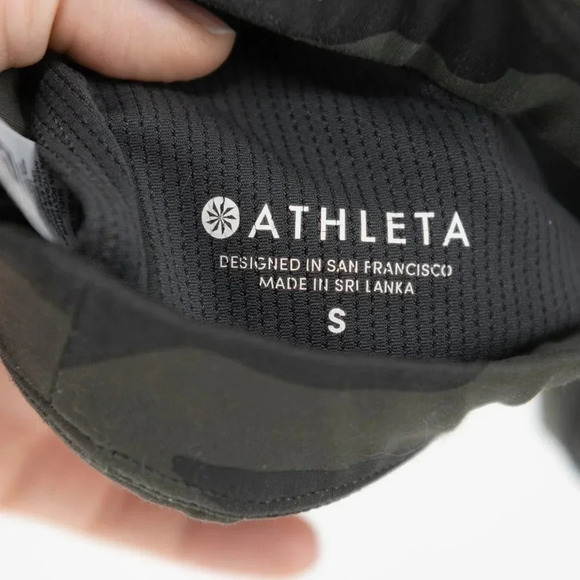 ATHLETA A-C Ultimate Bra In Supersonic, Olive Camo | Small - Picture 5 of 5